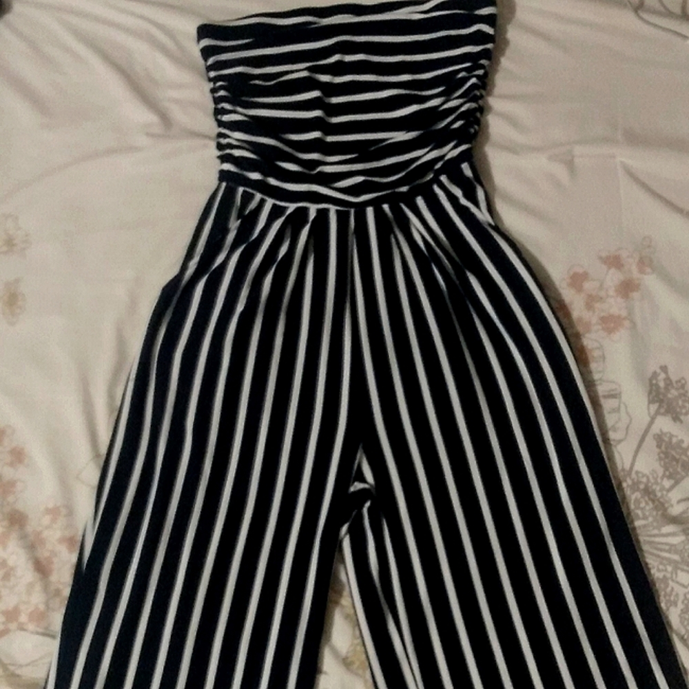 Shoulder less Romper